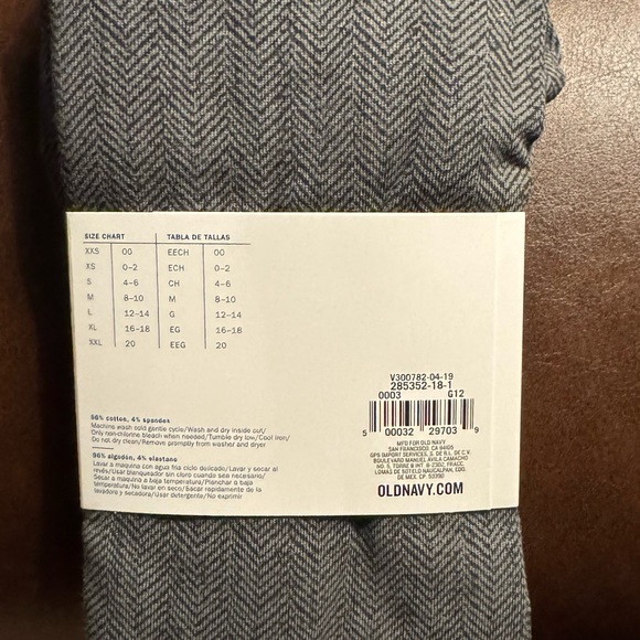 Old Navy Mid-Rise Leggings NWT. Herringbone size Large (12-14). - Picture 3 of 4